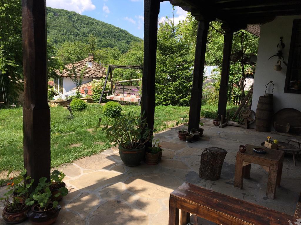 Stefanina Guesthouse Bozsenci Kültér fotó